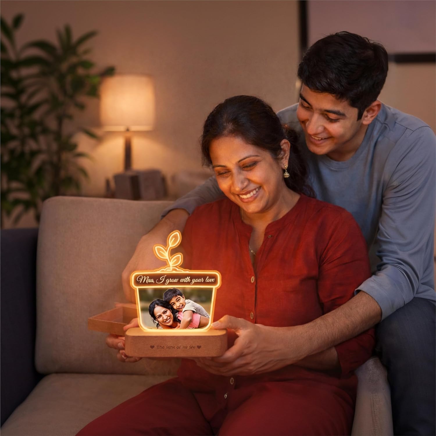 Maa, I Grow with Your Love – Personalized Acrylic Lamp | Unique Mother’s Day Gift