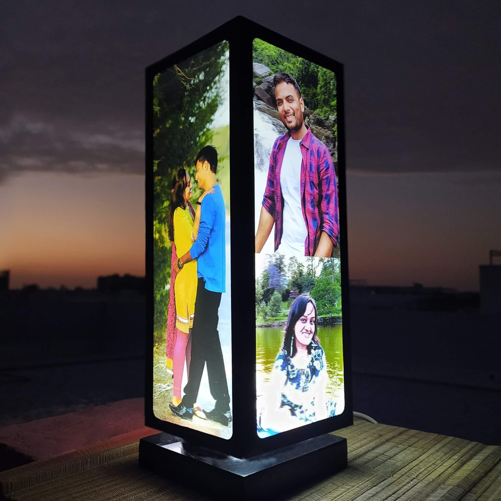 You & I Rotating photo lamp