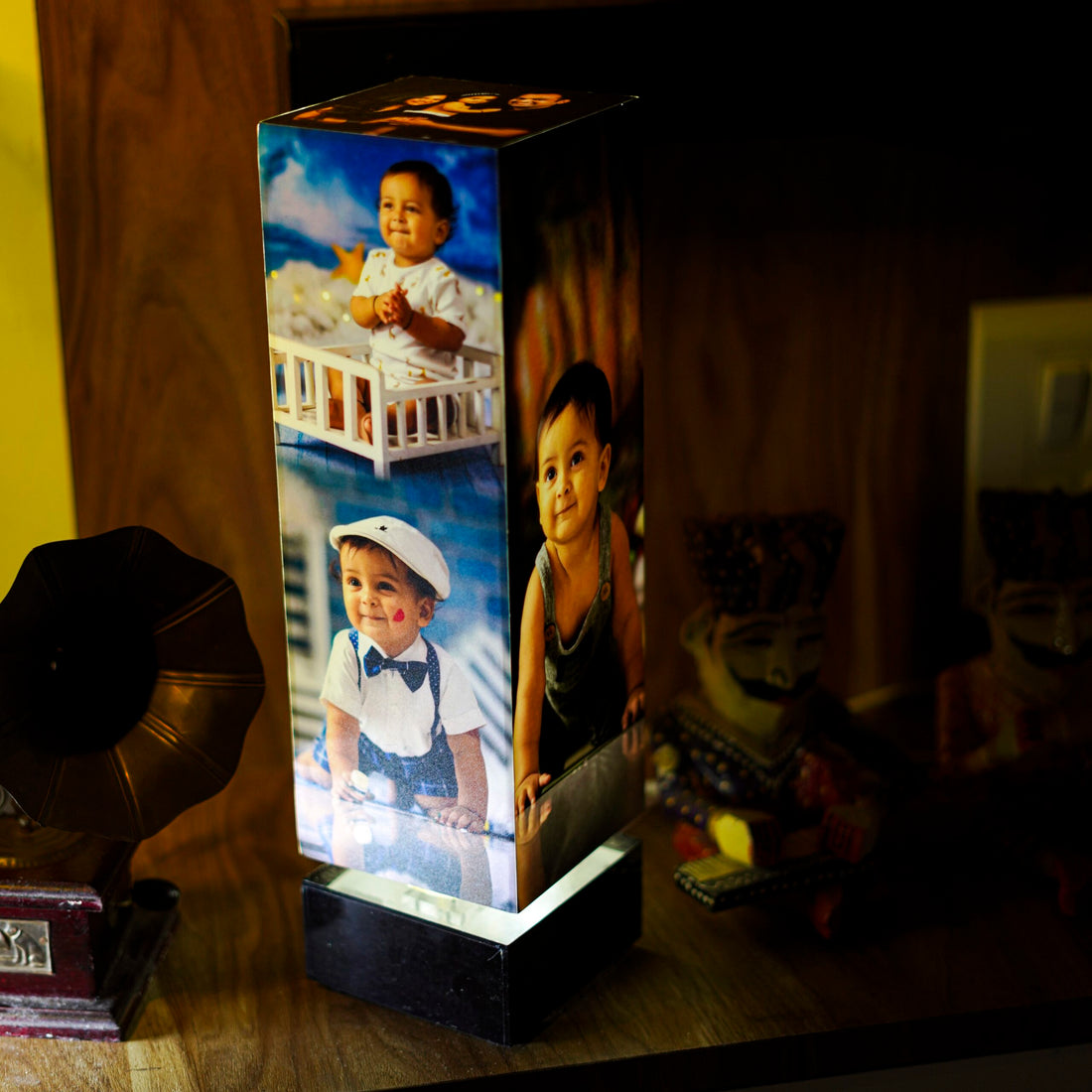 pillar rotating photo lamp