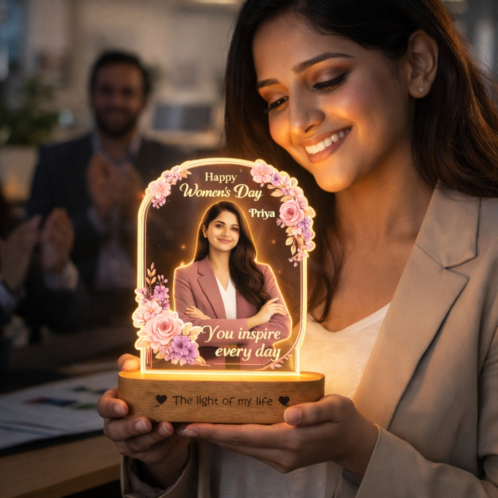 Women’s Day Gift Personalized Photo Lamp for Women – Custom Golden LED Acrylic Lamp Gift for Her, Birthday Gift for Woman