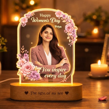 Women’s Day Gift Personalized Photo Lamp for Women – Custom Golden LED Acrylic Lamp Gift for Her, Birthday Gift for Woman