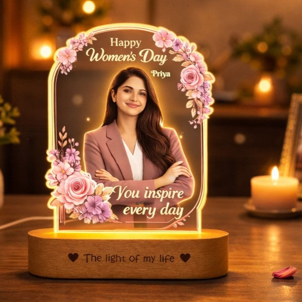 Women’s Day Gift Personalized Photo Lamp for Women – Custom Golden LED Acrylic Lamp Gift for Her, Birthday Gift for Woman