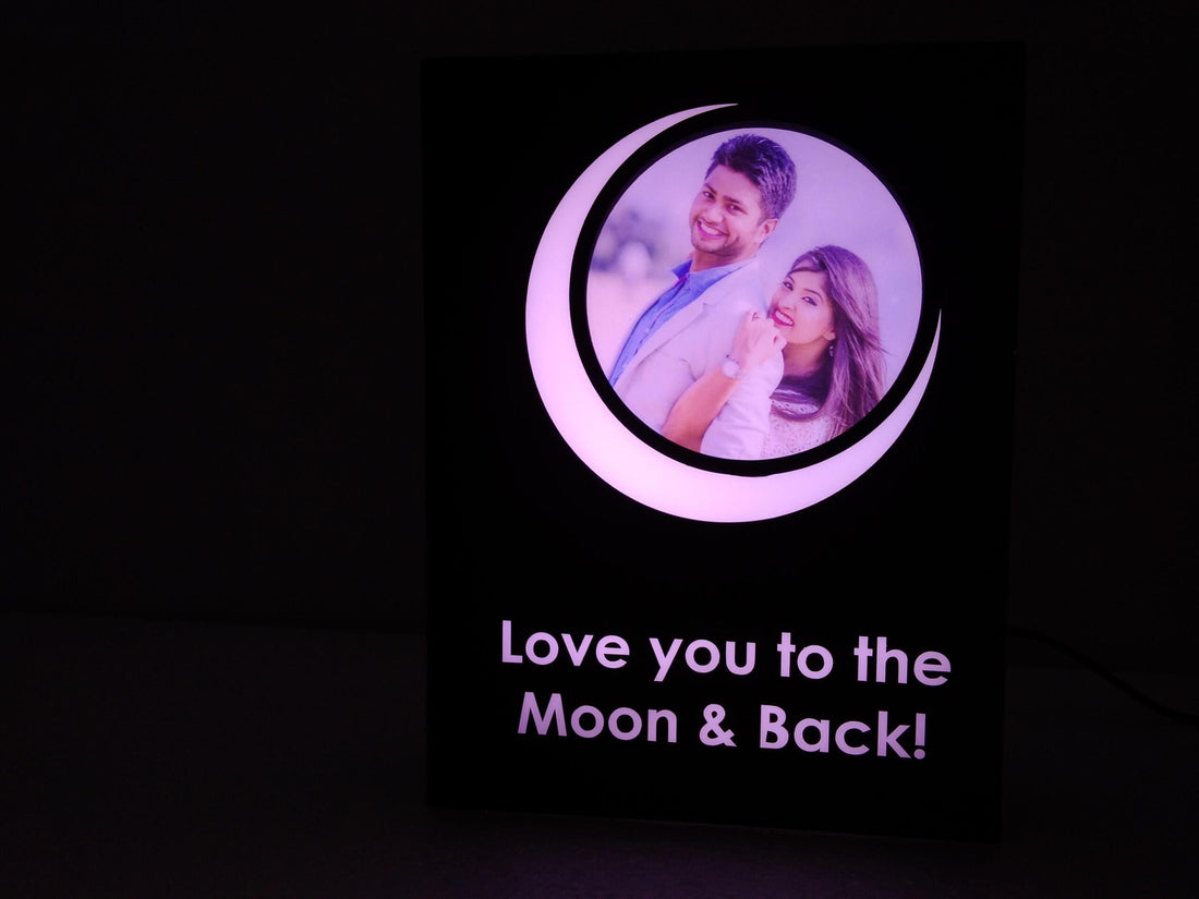 Love- To the Moon - Personalized Gift