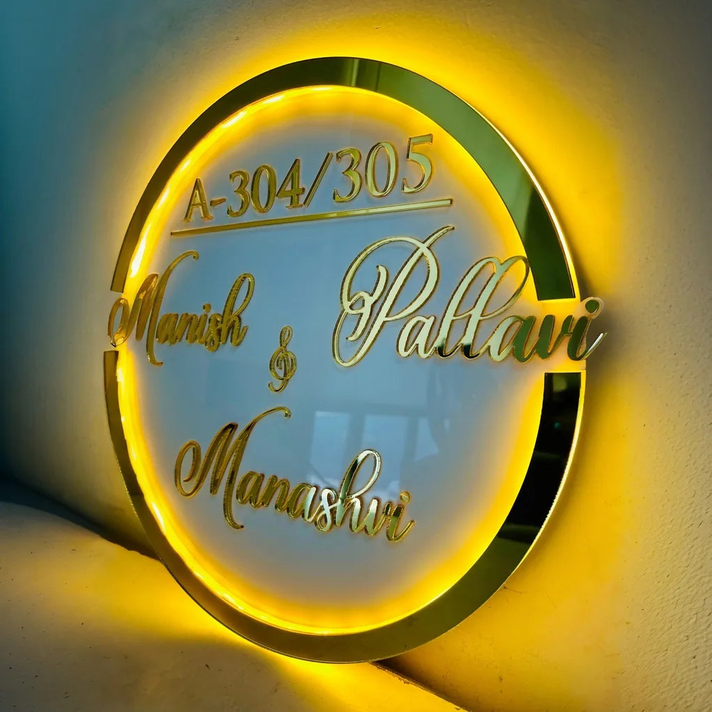 GoldenGlow Nameplate – Personalized Acrylic LED Nameplate with Golden Mirror Letters