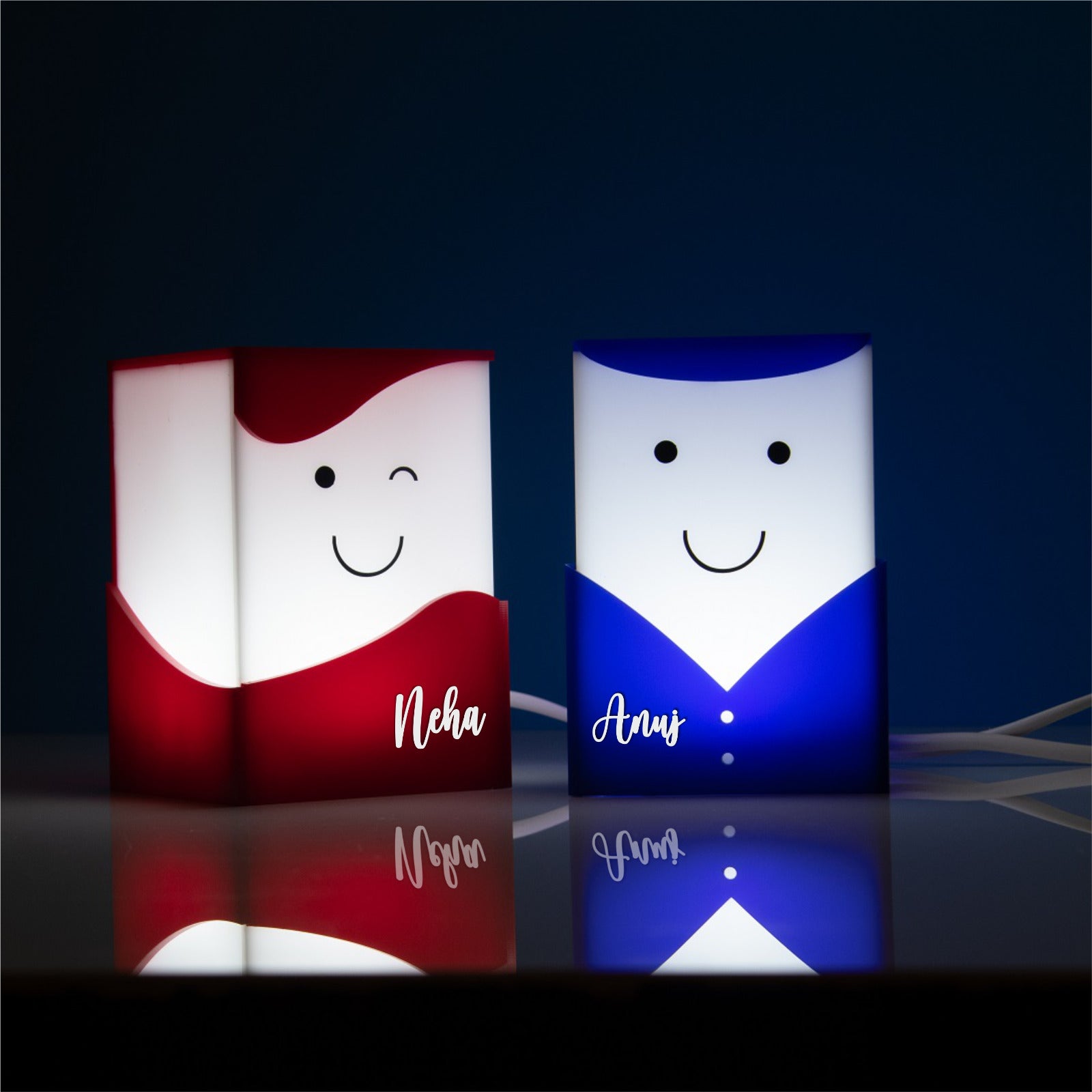 Love Ambassadors - Cute couple lamps