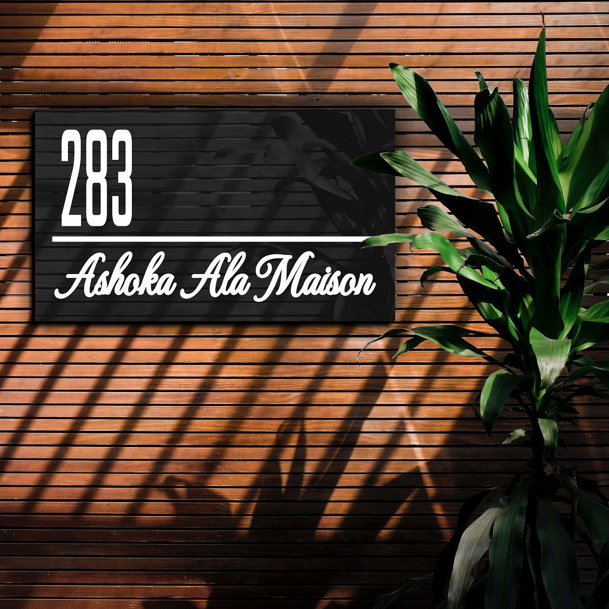 Classic black and white Light name plate