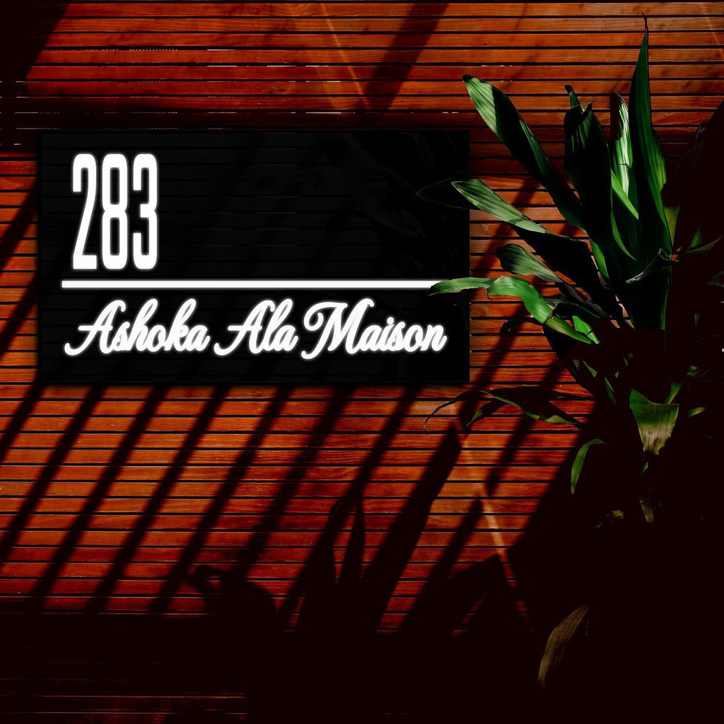 Classic black and white Light name plate