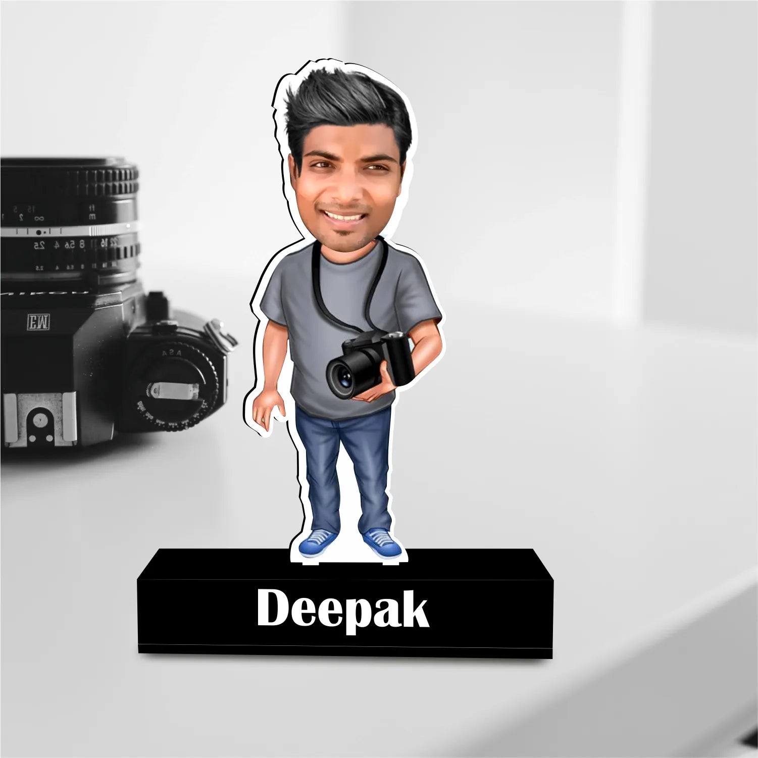 FotoFun: Personalized Photographer Cutout - Ideal Gift for Photographers