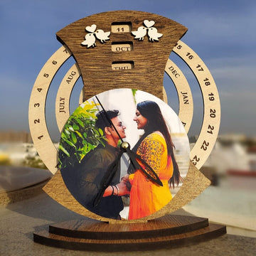 Eternity - Personalized calendar with clock