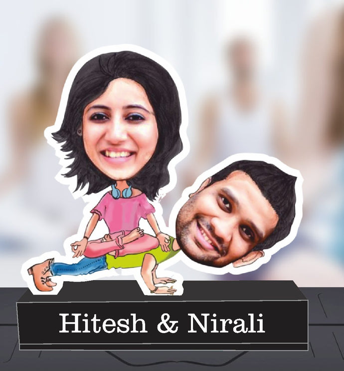 Balanced relationship couple caricature gift standee – Zoci Voci