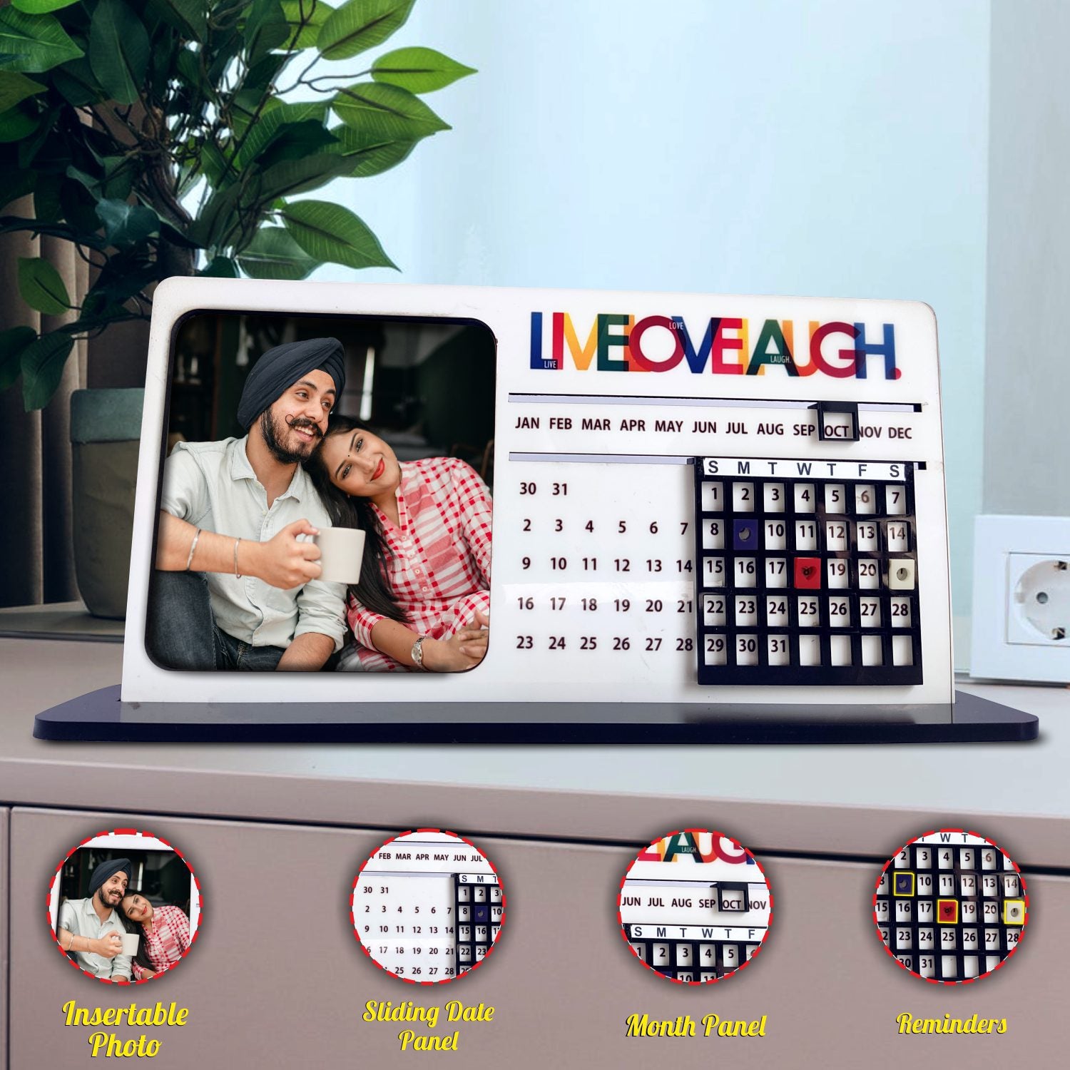 Insert able photo calendar with reminders