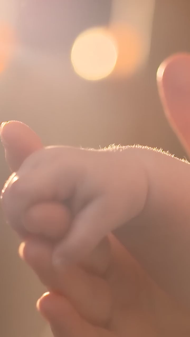 Guiding Light: Personalized Mom & Child Lamp