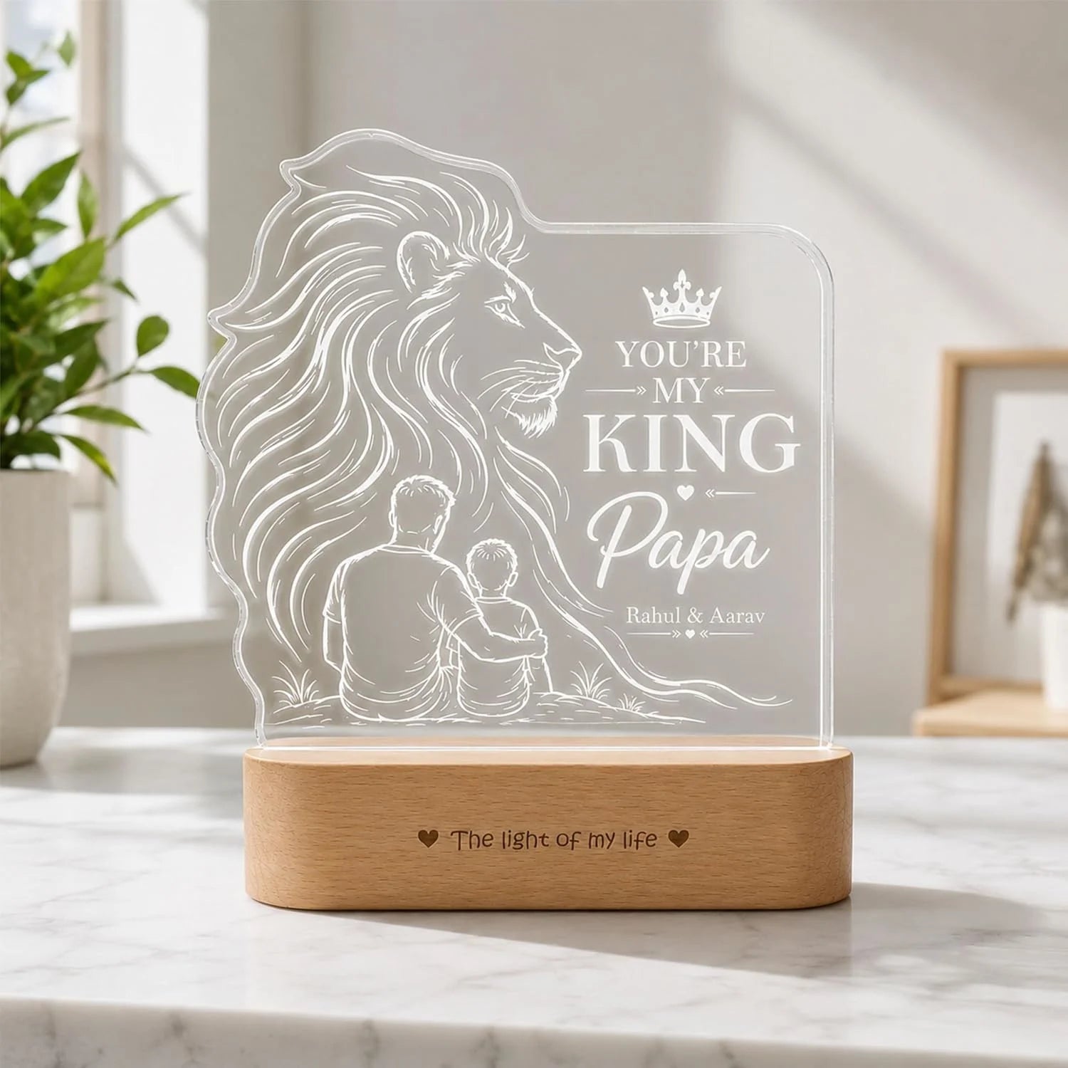 My King Papa Personalized Lion Lamp for Dad