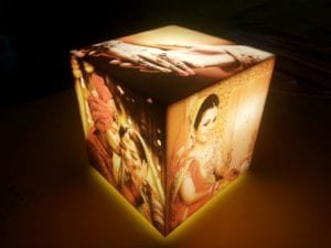 Cubelit personalized Lamp with 5 photos