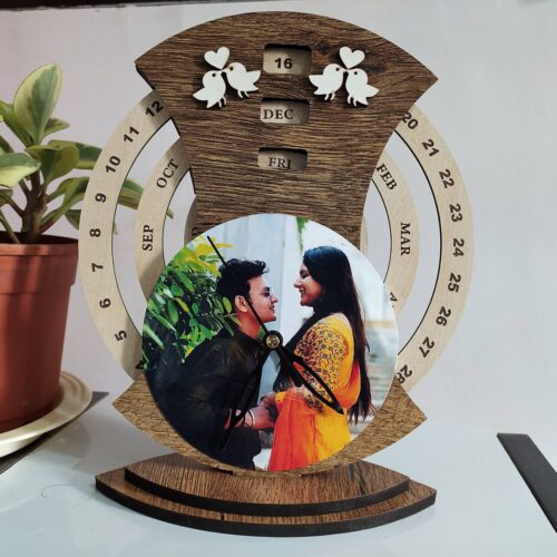 Personalized calendar with clock and photo - Eternity