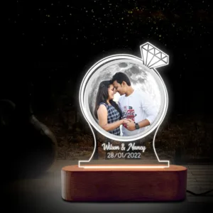 Engagement gift – Photo moon lamp