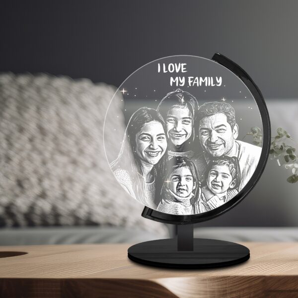 Circle of Love: Light-Up Family Portrait