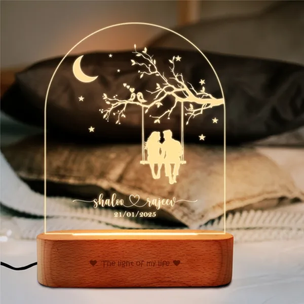 "Moonlit Memories" Personalized Couple Lamp – Engraved with Names & Date